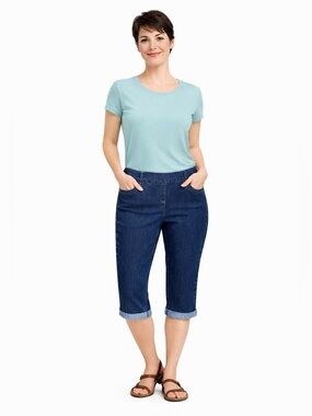 Reitmans Indigo Blue Pull-up Denim Capri Jeans
